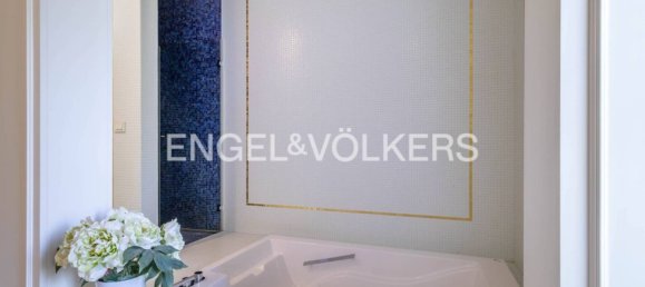 Вилла с 4 спальнями в Бари, Италия № 128079 11