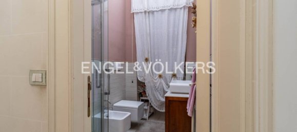 Вилла с 4 спальнями в Бари, Италия № 128079 36