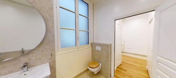 3 bedrooms Apartment in Paris, France No. 360762 6