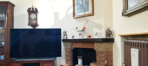 5-Zimmer Wohnung in Verucchio, Italy, Nr. 38780 8