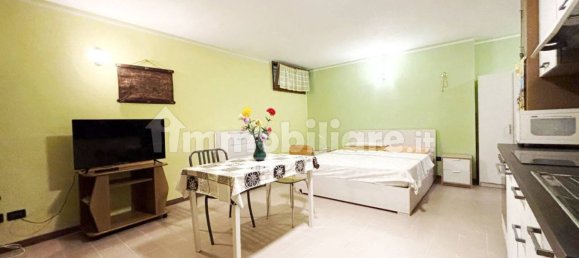 Apartamento de 2 dormitorios en Desenzano del Garda, Italy No. 322283 10
