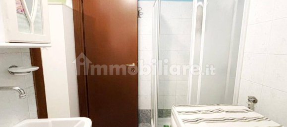 Apartamento de 2 dormitorios en Desenzano del Garda, Italy No. 322283 11