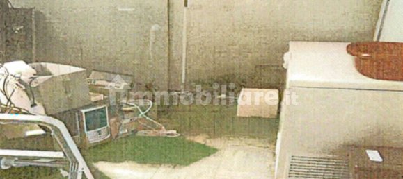 5-salle Entrepôt à Varese, Italy No. 94079 2