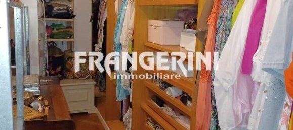 7 rooms Apartment in Livorno, Italy No. 265172 2