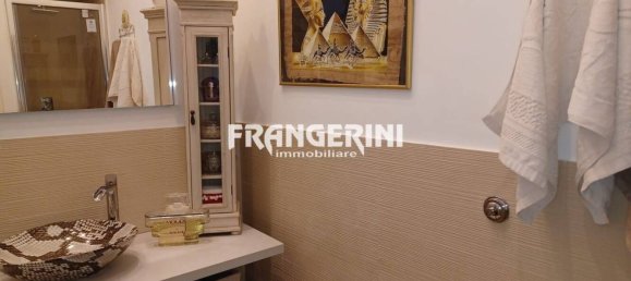 7 rooms Apartment in Livorno, Italy No. 265172 4