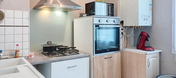 3 chambres Appartement à Sainte-Savine, France No. 49539 4