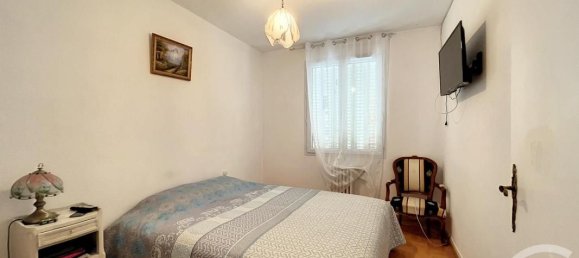 3 chambres Appartement à Sainte-Savine, France No. 49539 8