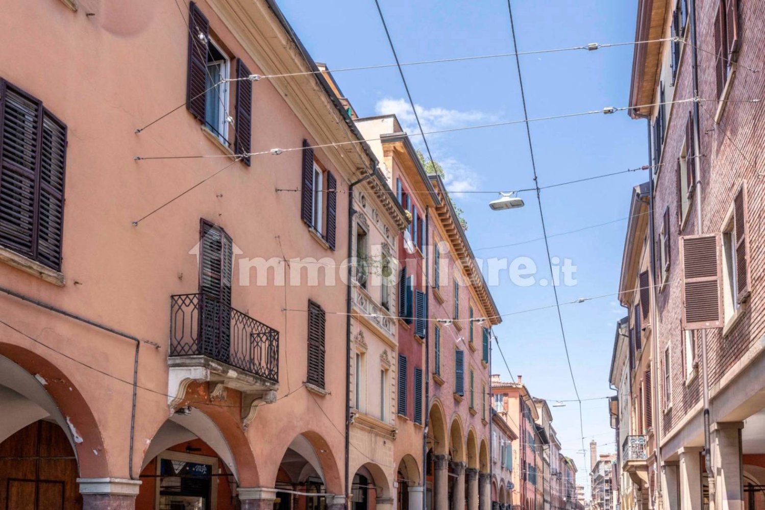 1 bedroom Apartment in Bologna, Italy No. 271406