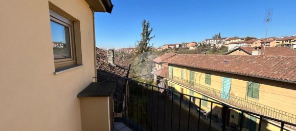 4 bedrooms House in Portacomaro, Italy No. 56156 4