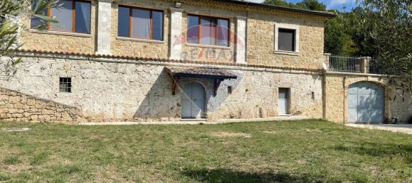 Дом с 1 спальней в Роккетта а Вольтурно, Италия № 308700 8