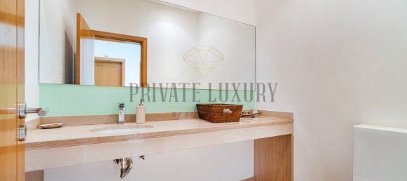 5 bedrooms Villa in Almada, Portugal No. 122778 13