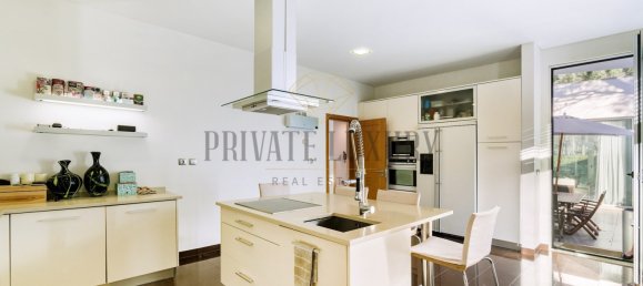 5 bedrooms Villa in Almada, Portugal No. 122778 4