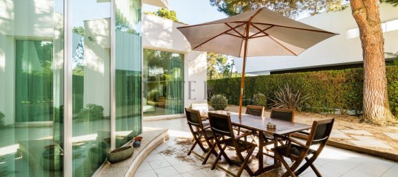 5 bedrooms Villa in Almada, Portugal No. 122778 9