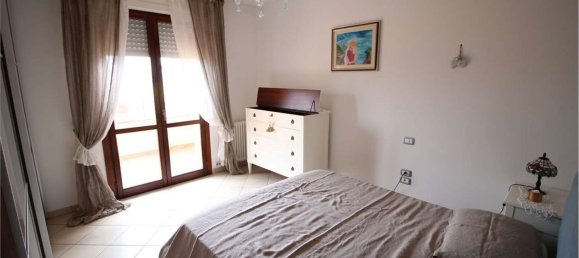 3-Zimmer Wohnung in Tavullia, Italy, Nr. 224485 5