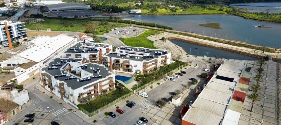 2 chambres Appartement à Portimao, Portugal No. 139450 6