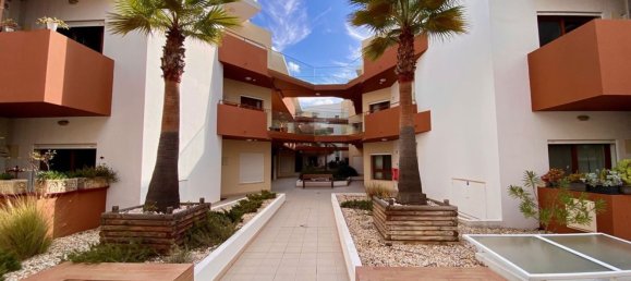 2 chambres Appartement à Portimao, Portugal No. 139450 3