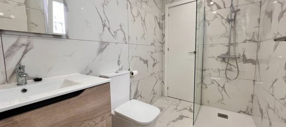 1 bedroom Apartment in Alicante, Spain No. 182867 3