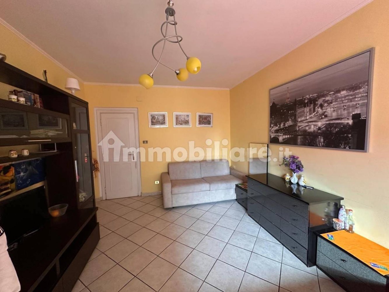 Apartamento de 2 dormitorios en Rome, Italy No. 130479