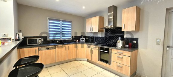 3 bedrooms Villa in Villeneuve-les-Maguelone, France No. 207920 28