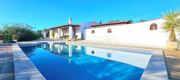 3 bedrooms House in Faro, Portugal No. 104163 5