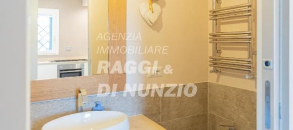 3 rooms Penthouse in Grottaferrata, Italy No. 14926 6