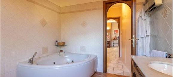 3 Schlafzimmer Villa in Occhieppo Superiore, Italy, Nr. 279261 27