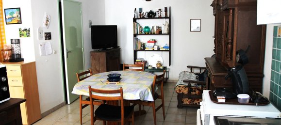 2 bedrooms House in Le Grand-Pressigny, France No. 64798 2