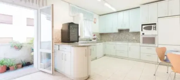 Dúplex de 5 dormitorios en Comunidad Foral de Navarra, Spain No. 33075 3