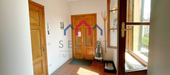 2 bedrooms Apartment in Barga, Italy No. 329266 17