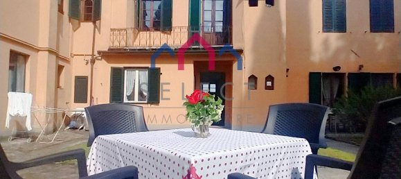 2 bedrooms Apartment in Barga, Italy No. 329266 14