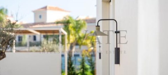 3 bedrooms Villa in Faro, Portugal No. 151006 8