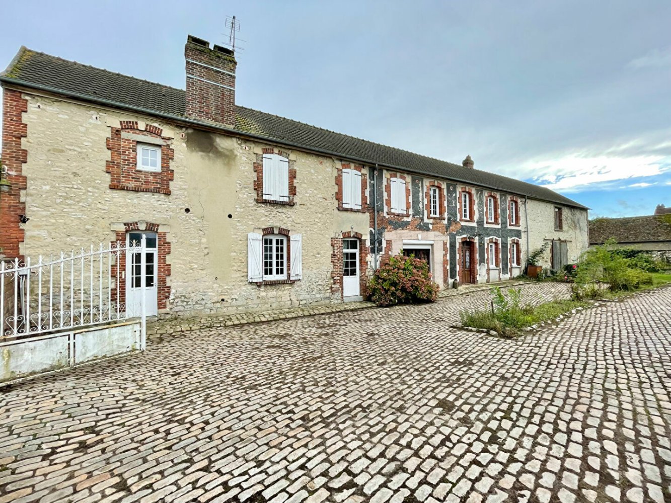 6 غرف نوم منزل في Chaumont-en-Vexin, France رقم 238173