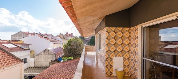 4 bedrooms House in Amadora, Portugal No. 54858 27