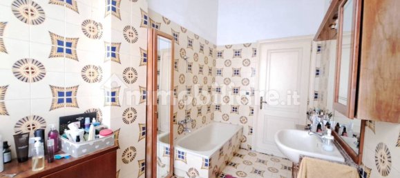 Apartamento de 3 dormitorios en Rome, Italy No. 325988 22