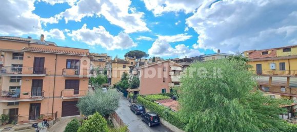 Apartamento de 3 dormitorios en Rome, Italy No. 325988 12