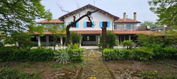 5غرفة عقار تجاري في Jesolo, Italy رقم 175268 2