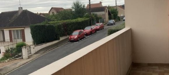 Квартира с 3 спальнями в Монлюсон, Франция № 316596 7