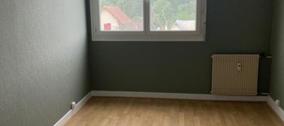 Квартира с 3 спальнями в Монлюсон, Франция № 316596 10