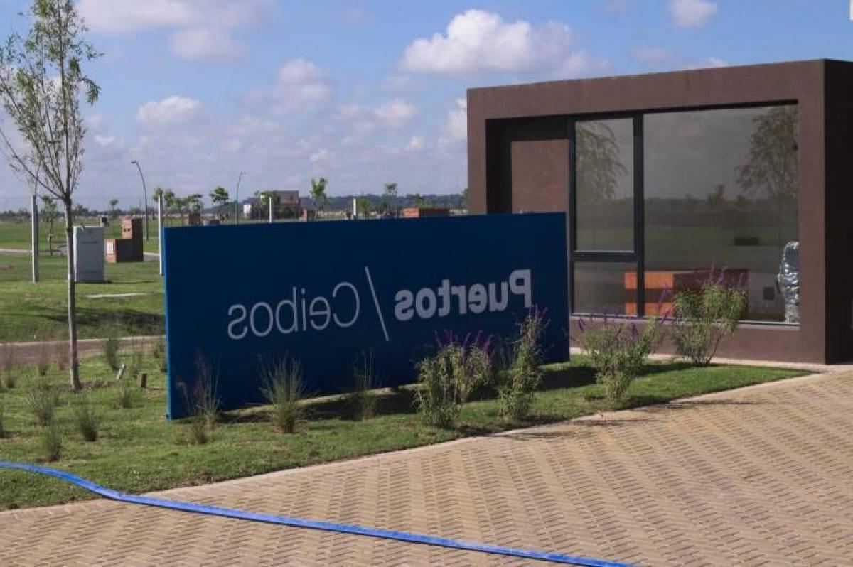  قطعة أرض في Escobar, Argentina رقم 39701