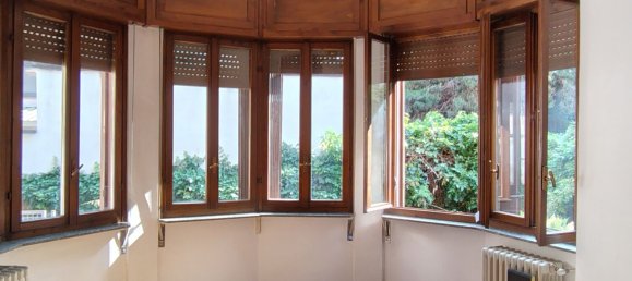 1 chambre Appartement à Milan, Italy No. 360542 2