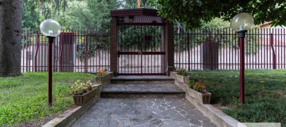 2 bedrooms Apartment in Desio, Italy No. 381224 11