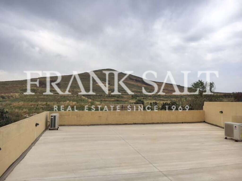 Apartamento de 3 dormitorios en Gharb, Malta No. 5629