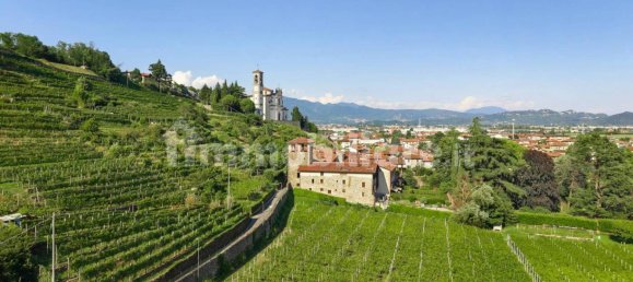 3 bedrooms House in Mapello, Italy No. 266867 10