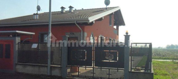 3غرفة منزل في Ticengo, Italy رقم 115660 2