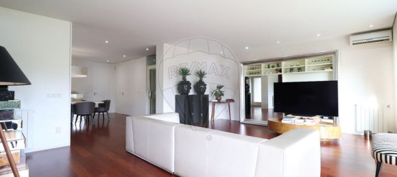 5 bedrooms House in Vila Nova de Gaia, Portugal No. 181832 9