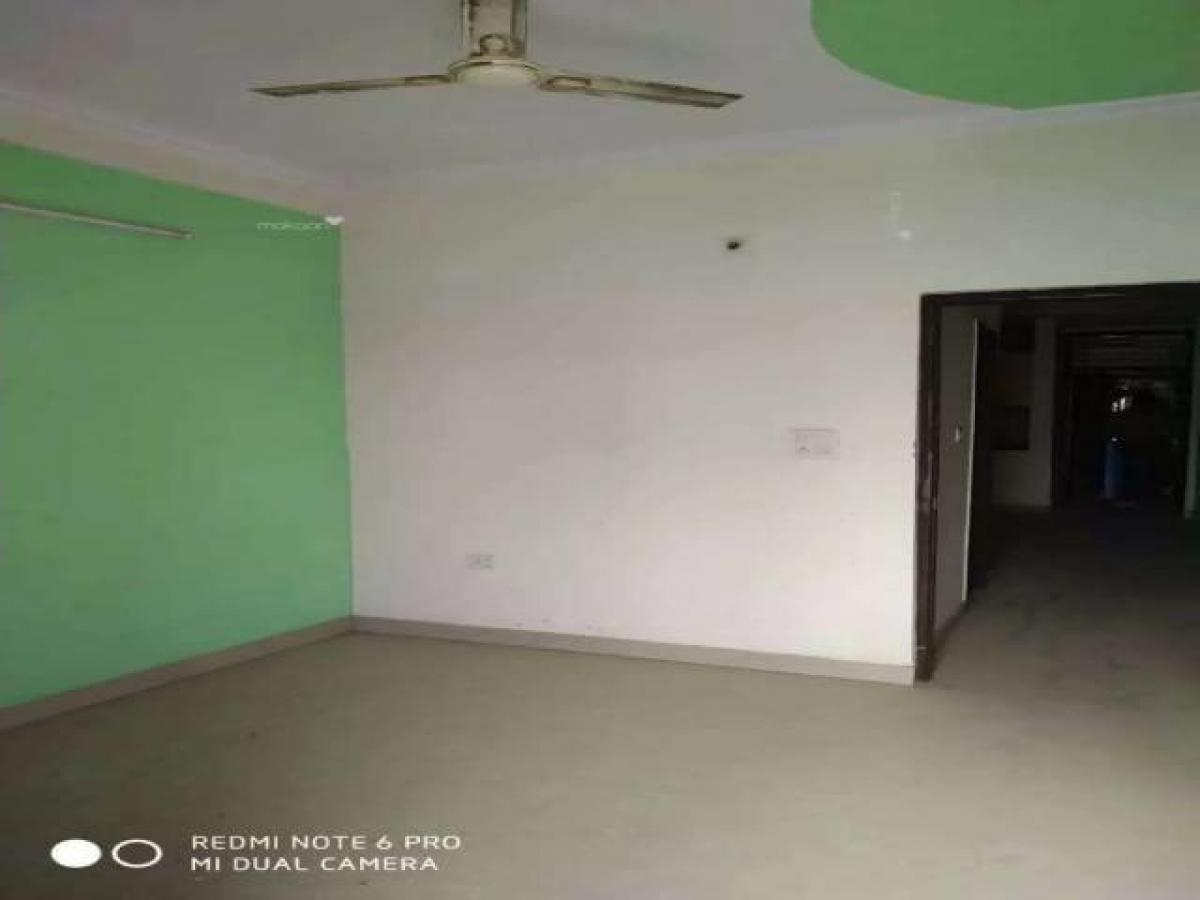 2 bedrooms House in Ghaziabad, India No. 56345