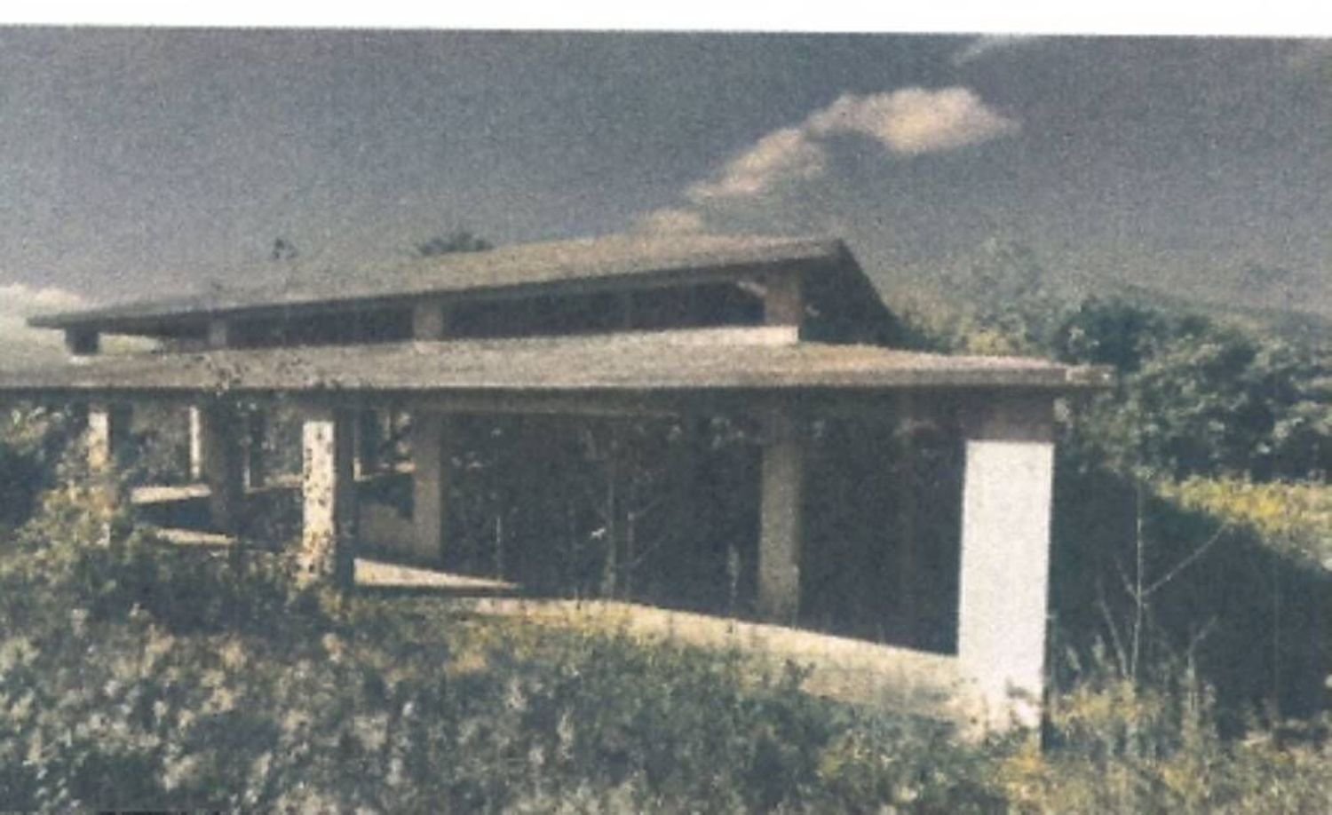 765m² Warehouse in San Martino Valle Caudina, Italy No. 377409