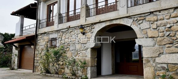 5 bedrooms House in Braga, Portugal No. 140072 13