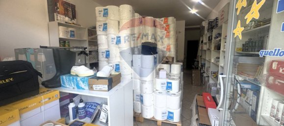 2-Zimmer Gewerbliche Immobilie in Rome, Italy, Nr. 265344 3