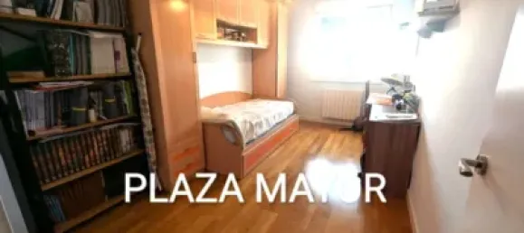 Apartamento de 3 dormitorios en Salamanca, Spain No. 187799 7